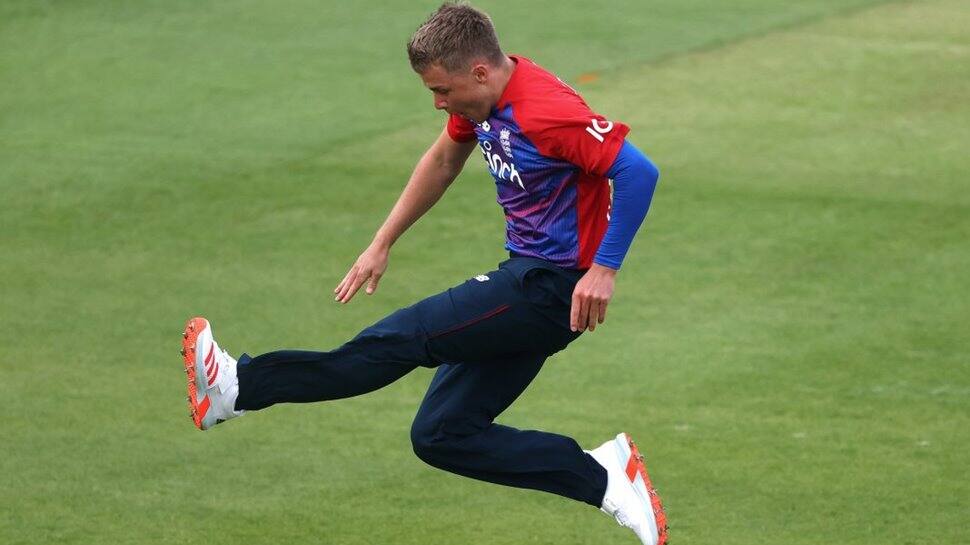 Sam Curran displays brilliant &#039;footy skills&#039; to dismiss Sri Lanka batsman in T20I encounter - WATCH