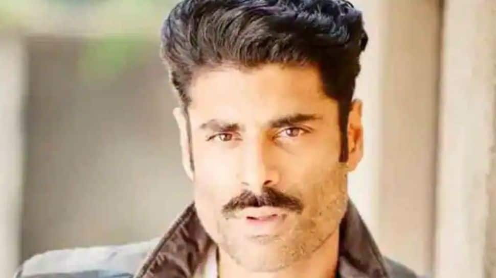 'Clearly a virgin': Sikandar Kher hits back at troll who hurled abuses at him!
