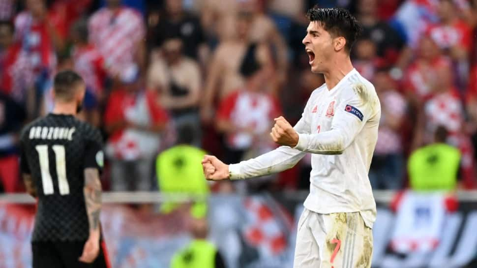 Spain striker Alvaro Morata after scoring in the 100th minute against Croatia in the UEFA Round of 16 match. (Source: Twitter)