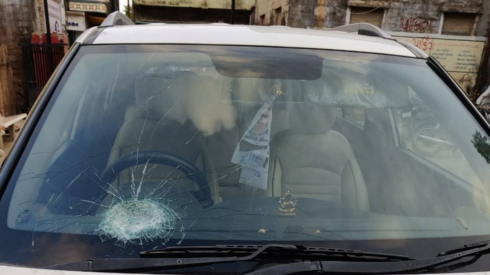 10 injured as AAP leader's convoy attacked 