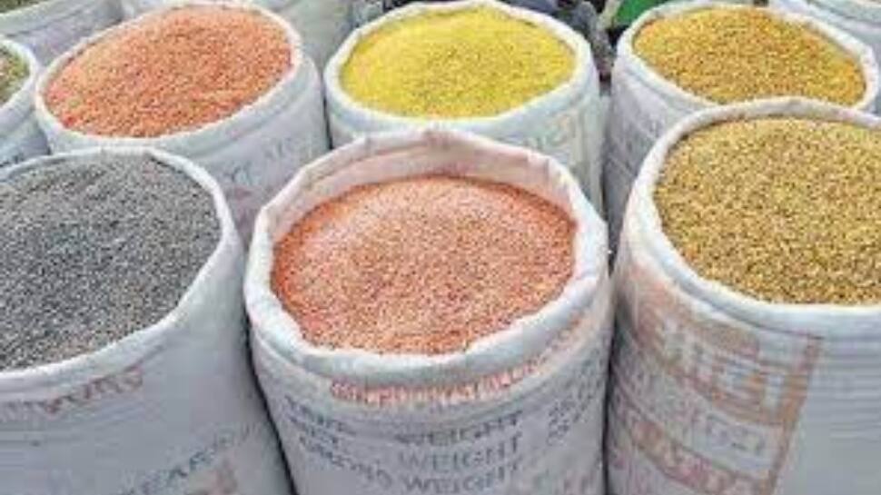 Centre imposes stock limits on pulses to tame rising prices, rule applies to wholesalers, retailers, millers and importers