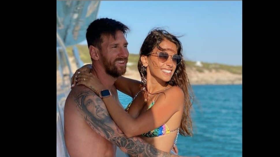 Lionel Messi's wife Antonella Roccuzzo is also a keen fitness buff, keeping her form in excellent shape. She has worked with Adidas by Stella McCartney. (Source: Instagram)