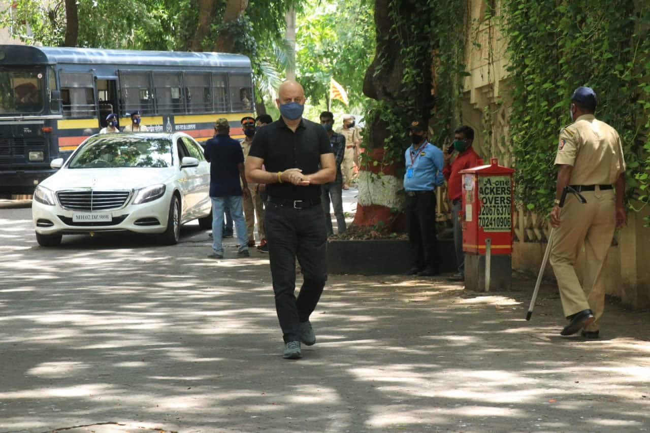 Anupam Kher at Dilip Kumar's residence Anupam Kher at Dilip Kumar's residence