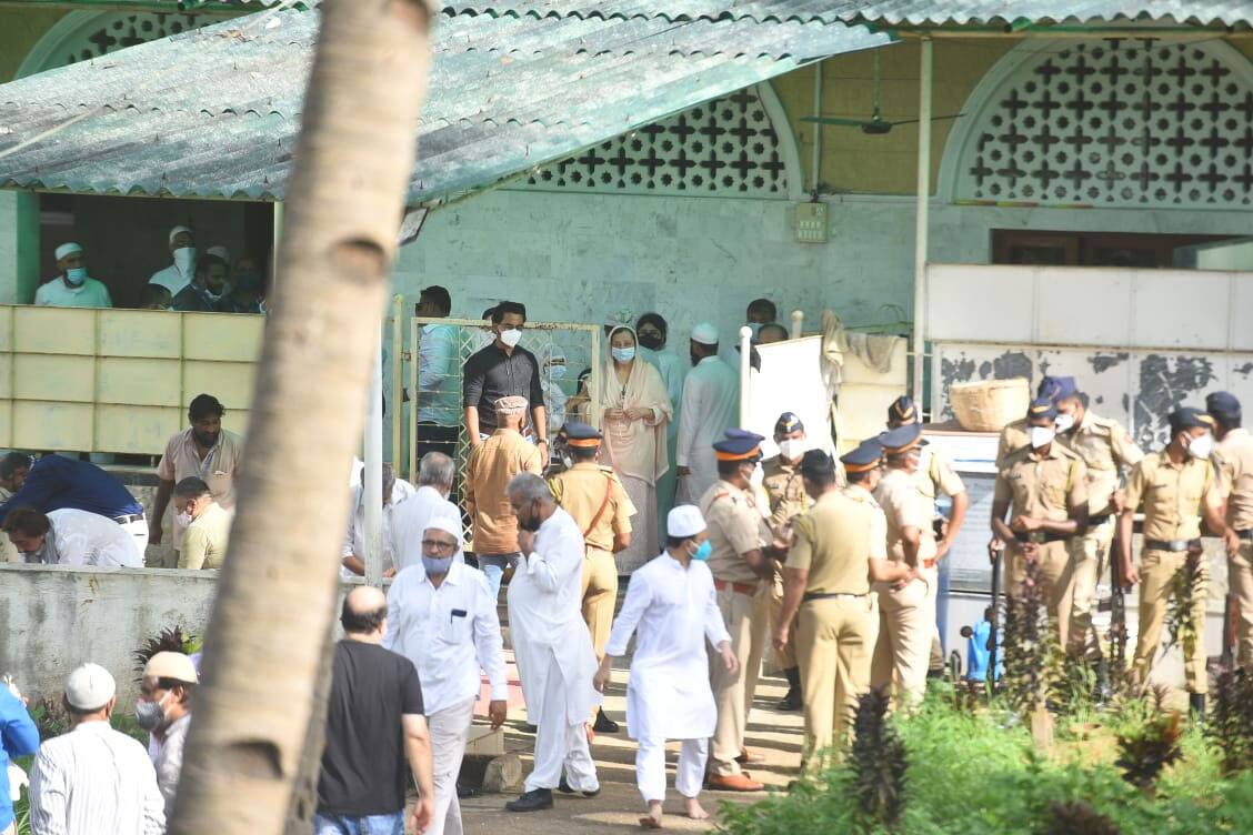 Legendary megastar Dilip Kumar's final journey