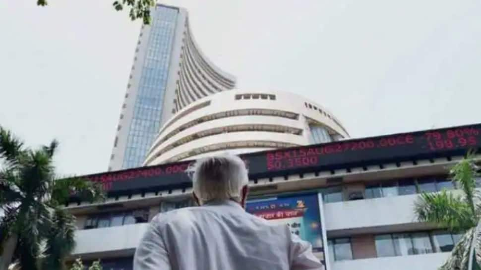 Sensex, Nifty start on choppy note amid weak global cues