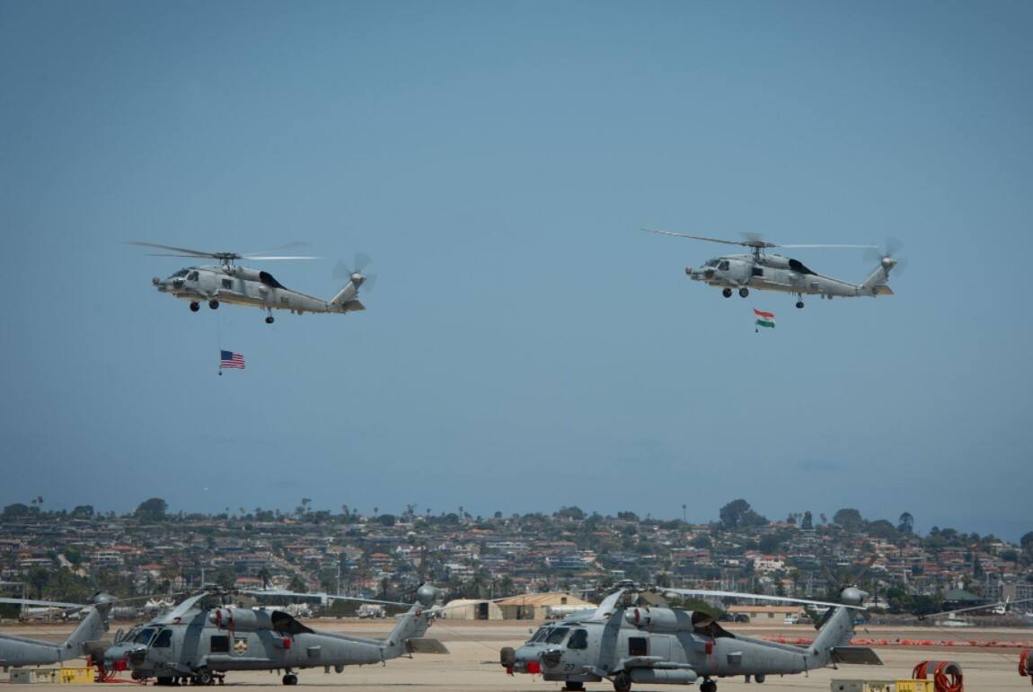 MH-60R helicopters