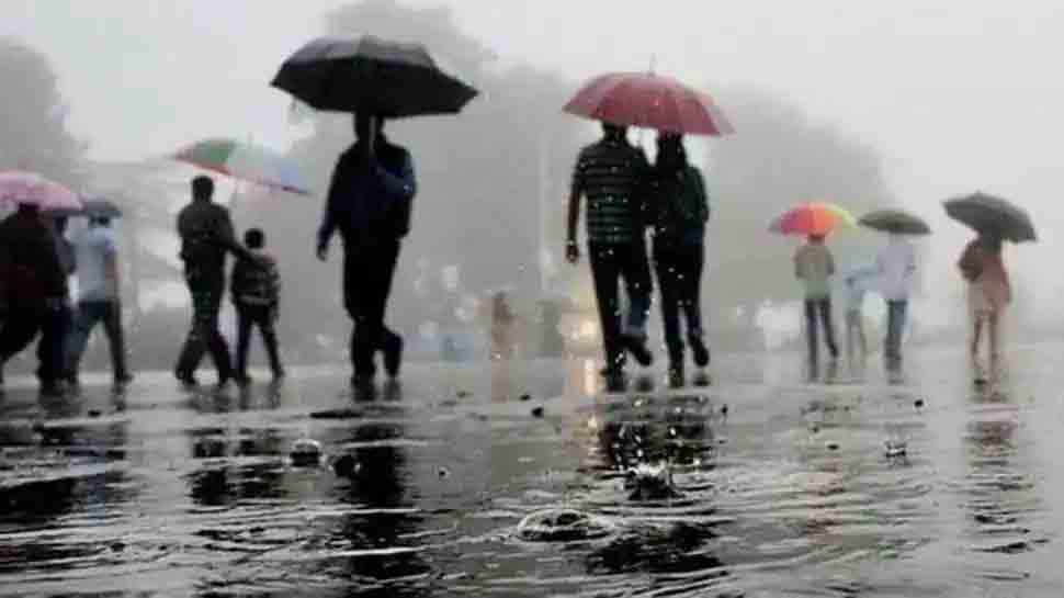IMD forecasts heavy rainfall over western, central India, issues 'Red' alert for Mumbai