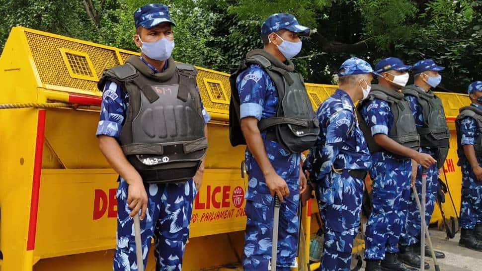 Delhi Police security at protest site