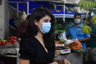Rhea Chakraborty slays in all black attire