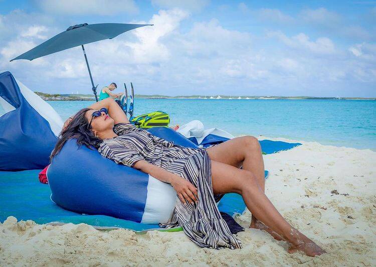 Priyanka Chopra chilling by the beach!