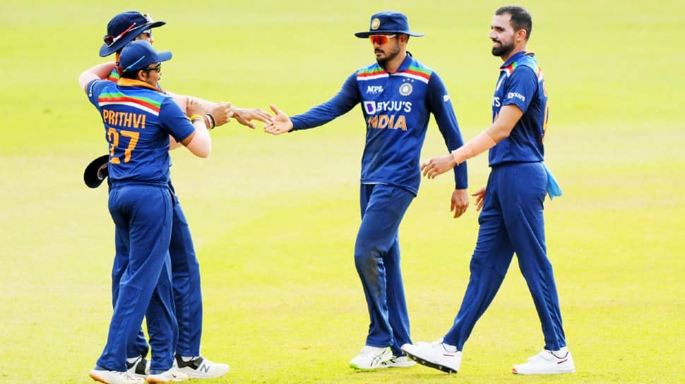 India vs Sri Lanka 3rd ODI: Five debutants for Team India, Shikhar Dhawan wins toss and bats