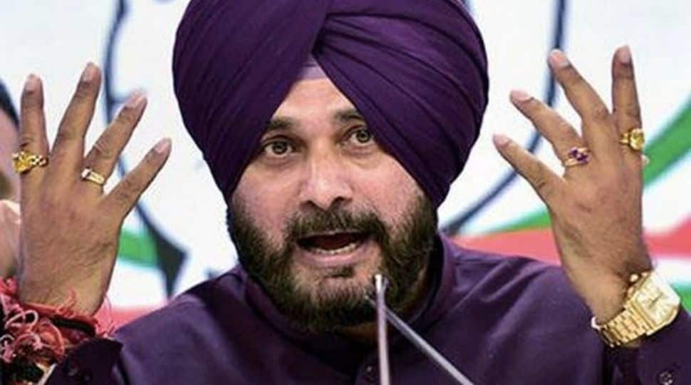 &#039;Will go barefoot to meet farmers protesting Centre&#039;s farm laws&#039;, says Navjot Singh Sidhu
