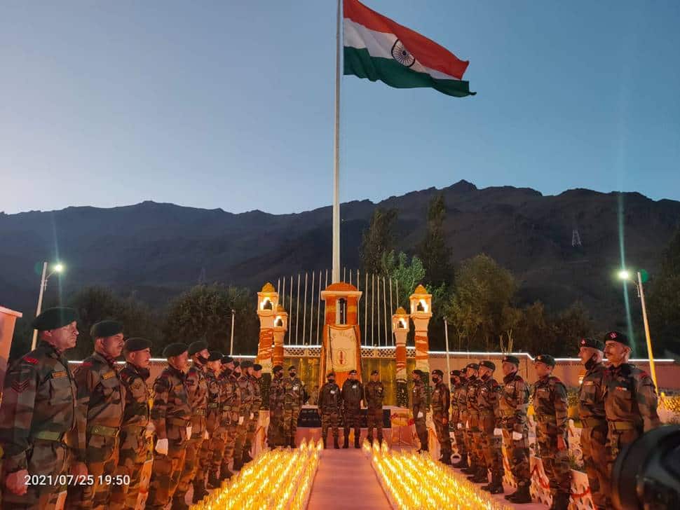 Indian Army at Kargil War Memorial 