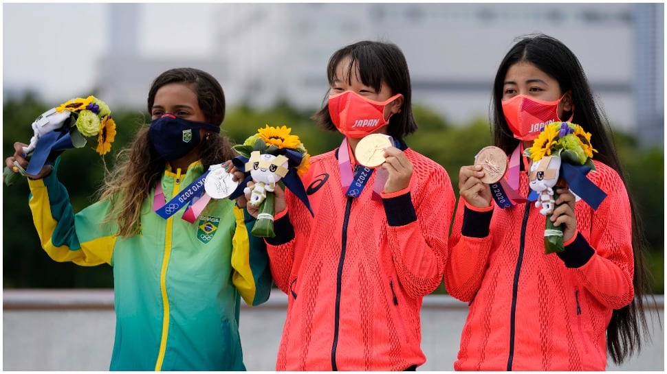 Tokyo Olympics: Japan&#039;s 13-year-old Momiji Nishiya claims first gold in women&#039;s skateboarding