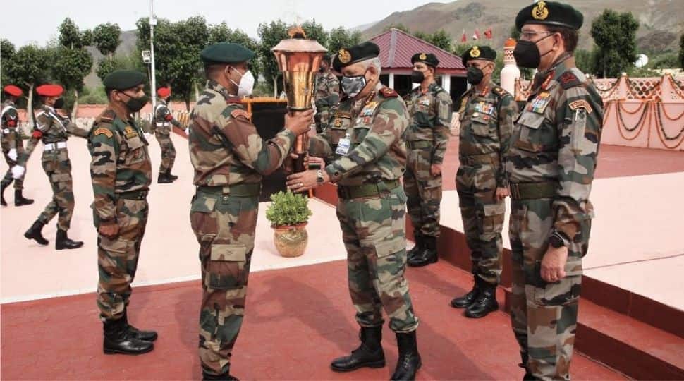 General Bipin Rawat CDS receives the Swarnim Vijay Varsh Mashaal at the Kargil War Memorial in presence of Army Commander Northern Command