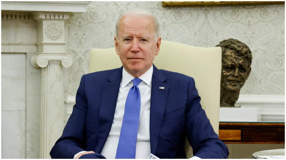 US President Joe Biden asks states to offer 100 dollars incentive for vaccination against COVID-19
