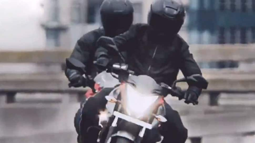 Bajaj Pulsar 250F features revealed