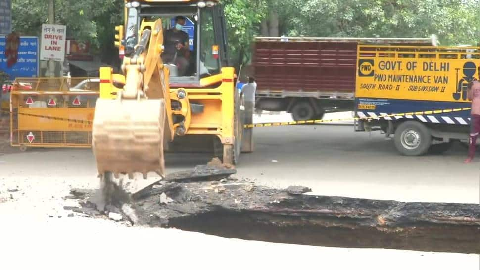 Sinkhole in Delhi