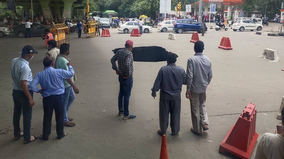 Sinkhole in Delhi's Hauz Khas