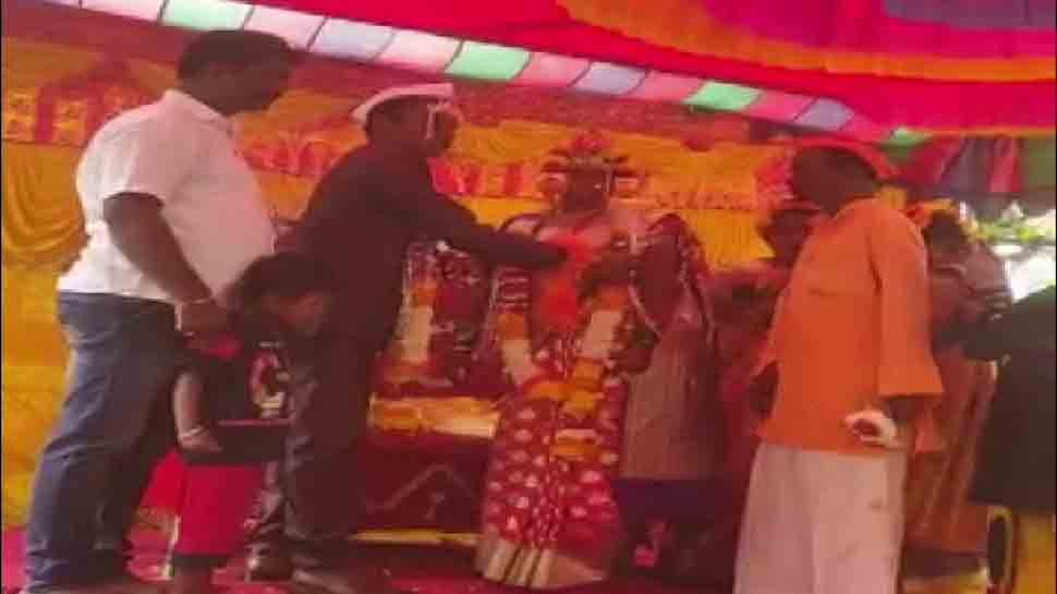 Muslim man marries off adopted Hindu daughter to Hindu boy as per Vedic traditions