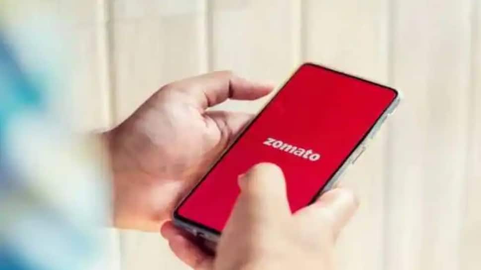 Photo of Zomato merges subsidiary Zomato Payments to provide payment gateway services | Technology News