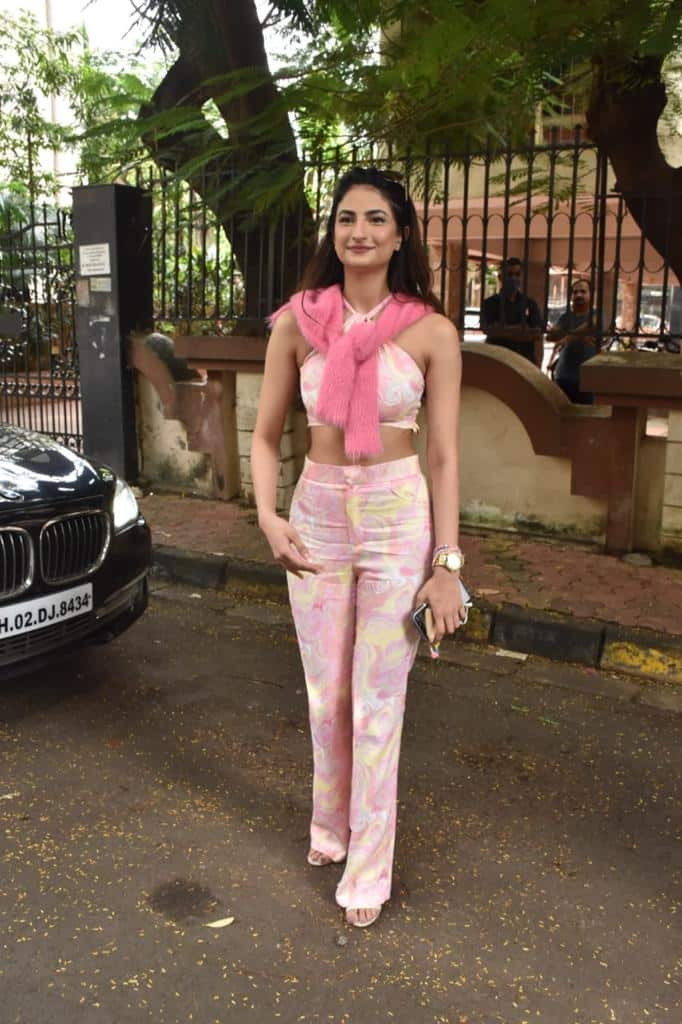 Palak looks stunning in pink co-ords