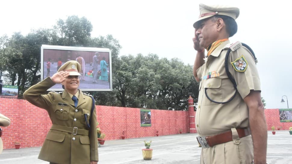 ITBP officer salutes daughter as she joins force, netizens call it ‘greatest moment’