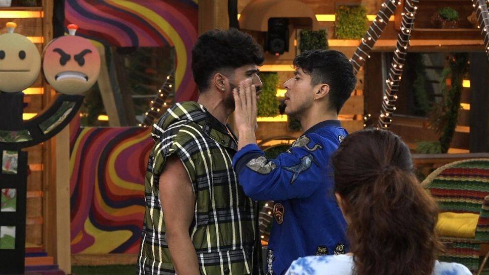 Bigg Boss OTT, Day 2 written updates: Pratik Sehajpal locks horns with Zeeshan Khan!