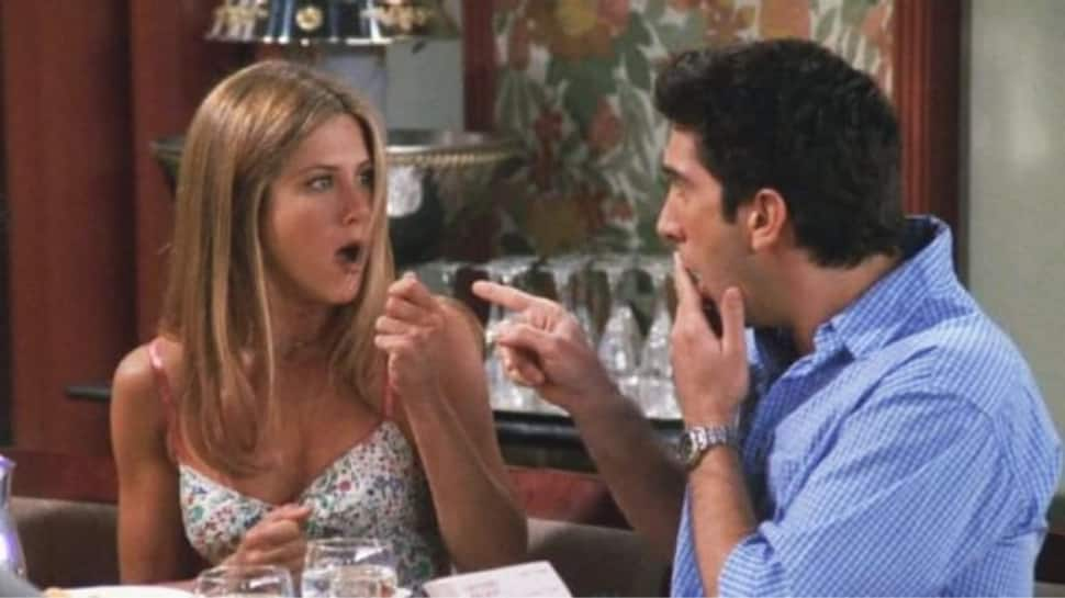 Is Jennifer Aniston dating &#039;Friends&#039; co-star David Schwimmer?