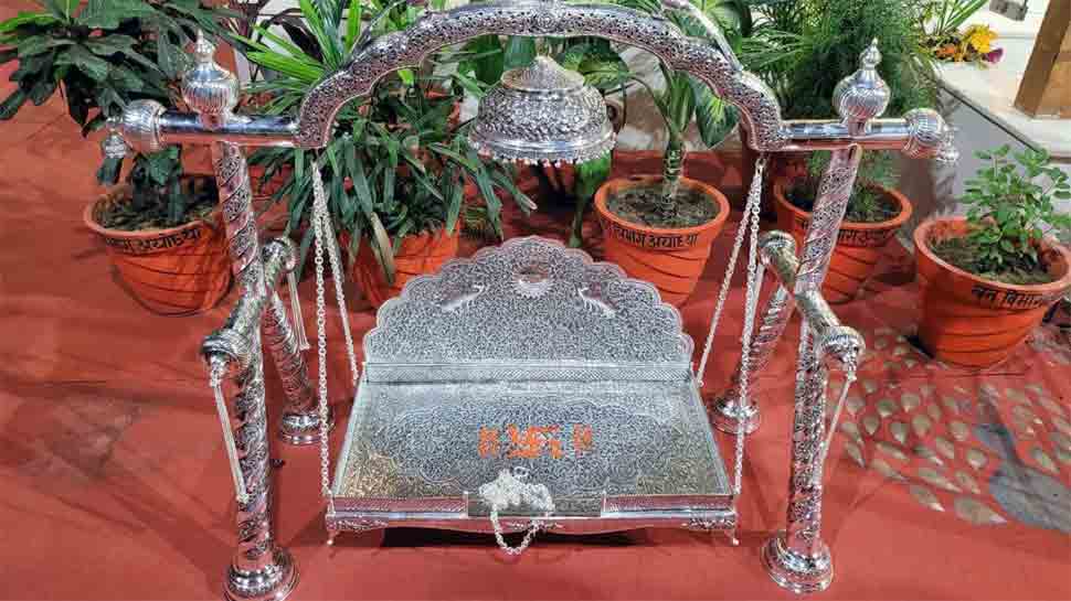21 kg silver swing installed for Lord Ram in Ayodhya