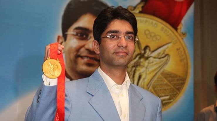 Abhinav Bindra won the 10m rifle event at 2008 Beijing Olympics. Bindra became India's first individual gold medallist in Olympics. (Source: Twitter)