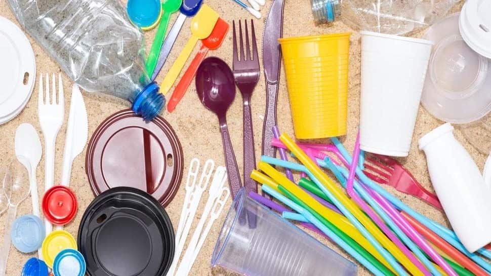 From plastic flags to cups: Check list of all single-use plastic items to  be banned from THIS date | India News | Zee News