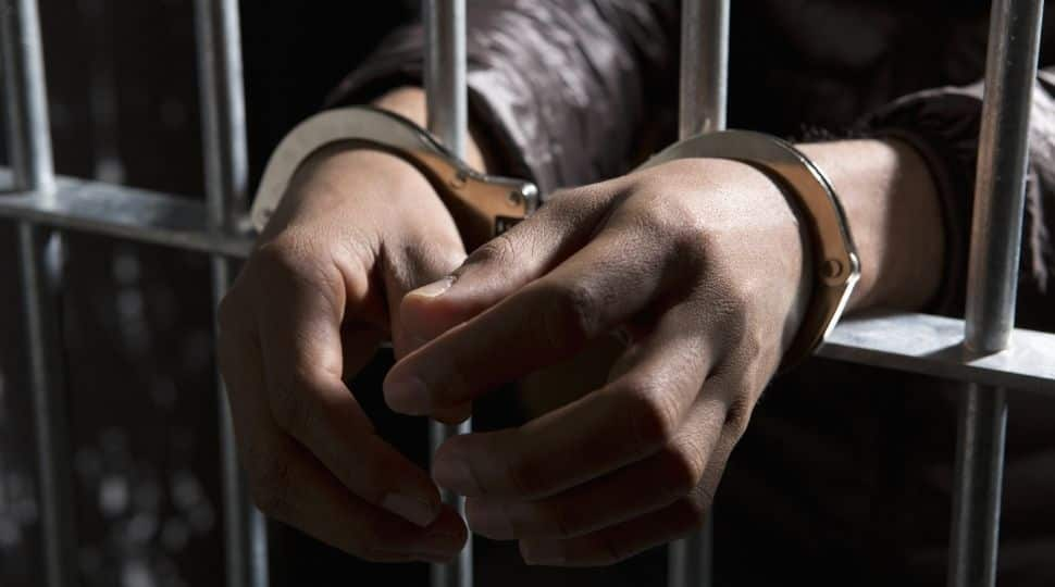 Mumbai: Crime Branch busts illegal racket involved in fake docs for Bangladeshis, 4 arrested