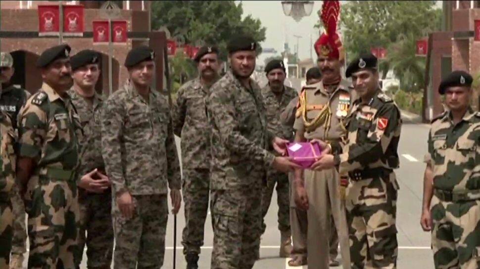 Sweets being exchanged at Attari-Wagah border