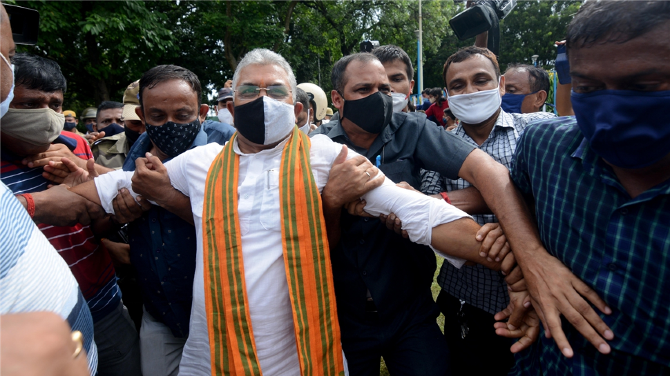 BJP’s Dilip Ghosh, Suvendu Adhikari, others detained for protesting on &#039;Khela Hobe Diwas&#039;