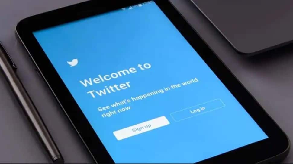 Twitter down? Some users complain about outage, reports Downdetector