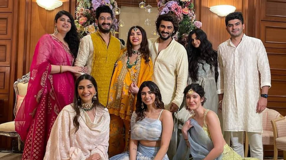 Sonam Kapoor shares photos from Antra Marwah godh bharai featuring Arjun Kapoor, Rhea Kapoor and others