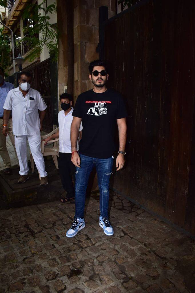 Mohit Marwah posed for the paps before heading in