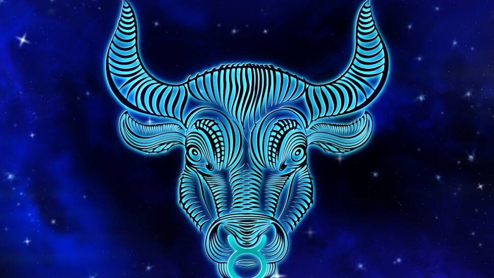 Horoscope for August 25 by Astro Sundeep Kochar: Taurians will have a great day, stress will go away for Leos