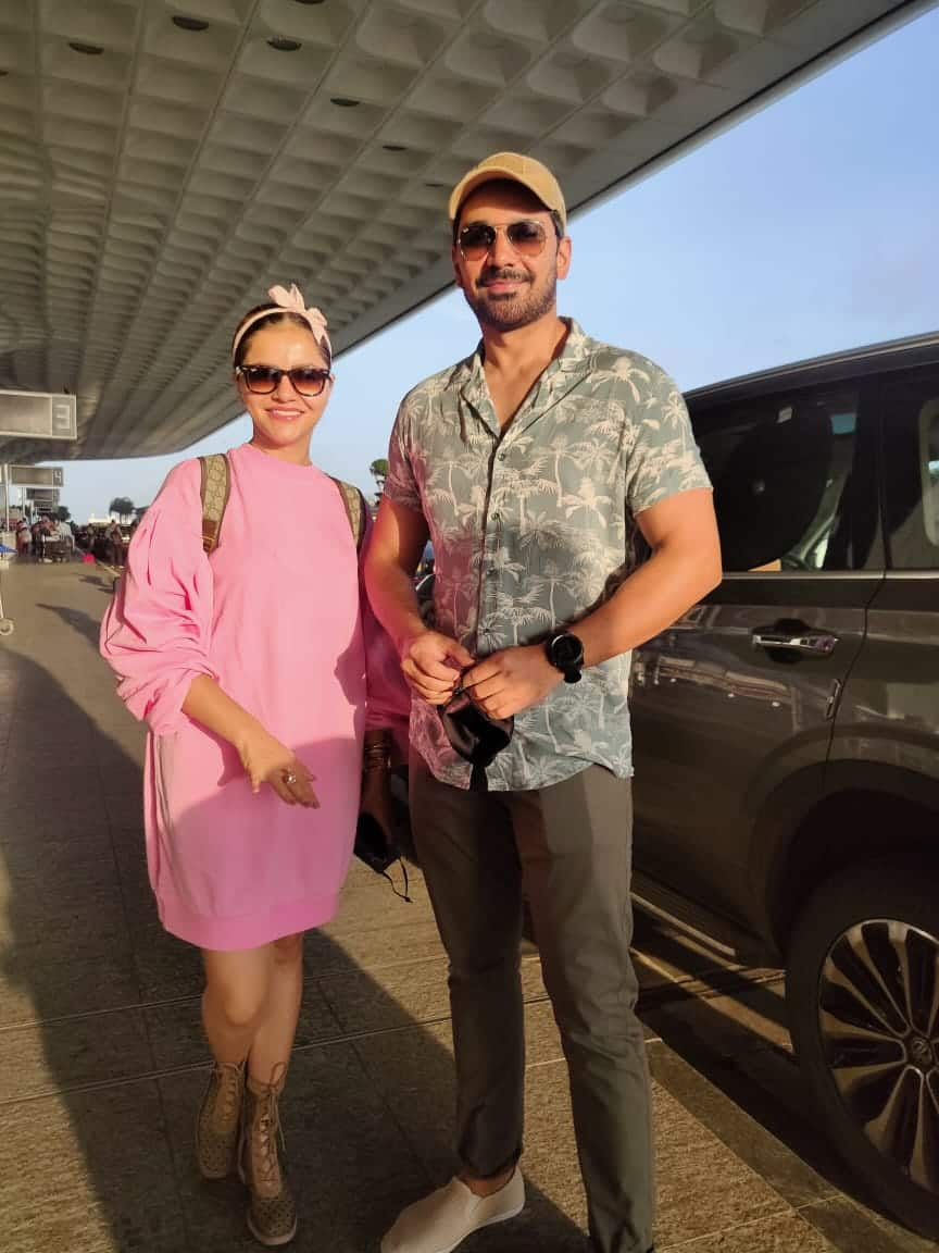 Rubina Abhinav spotted at the airport