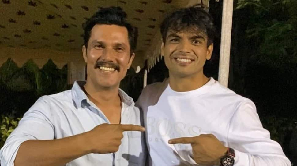 Neeraj Chopra catches up with &#039;favourite actor&#039; Randeep Hooda, see pic