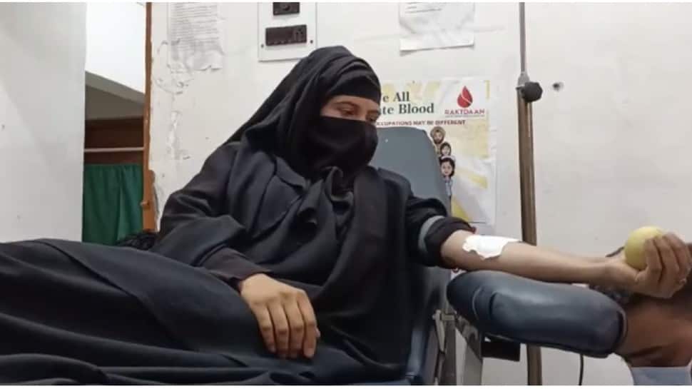 Kupwara&#039;s Bilqees Ara sets example, donates blood 25 times since 2012