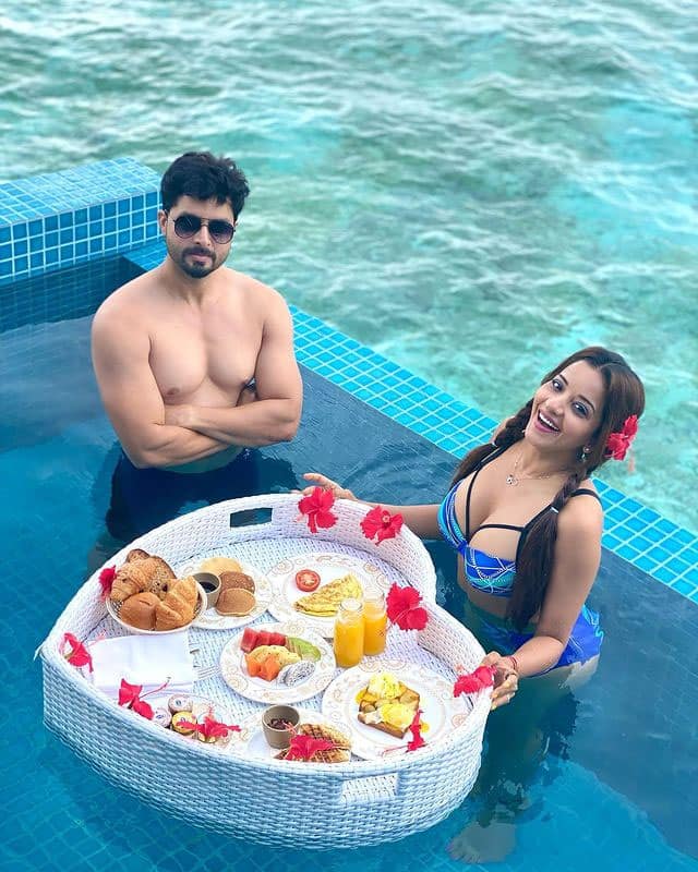 Bhojpuri hottie turned TV star with husband in Maldives