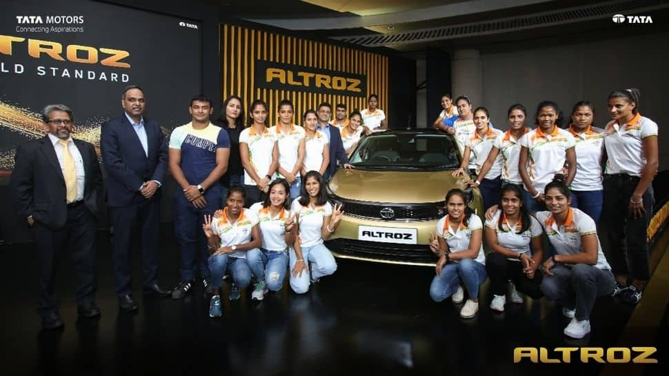 Tata Motors presents Altroz to 24 athletes who missed out on bronze in Tokyo Olympics