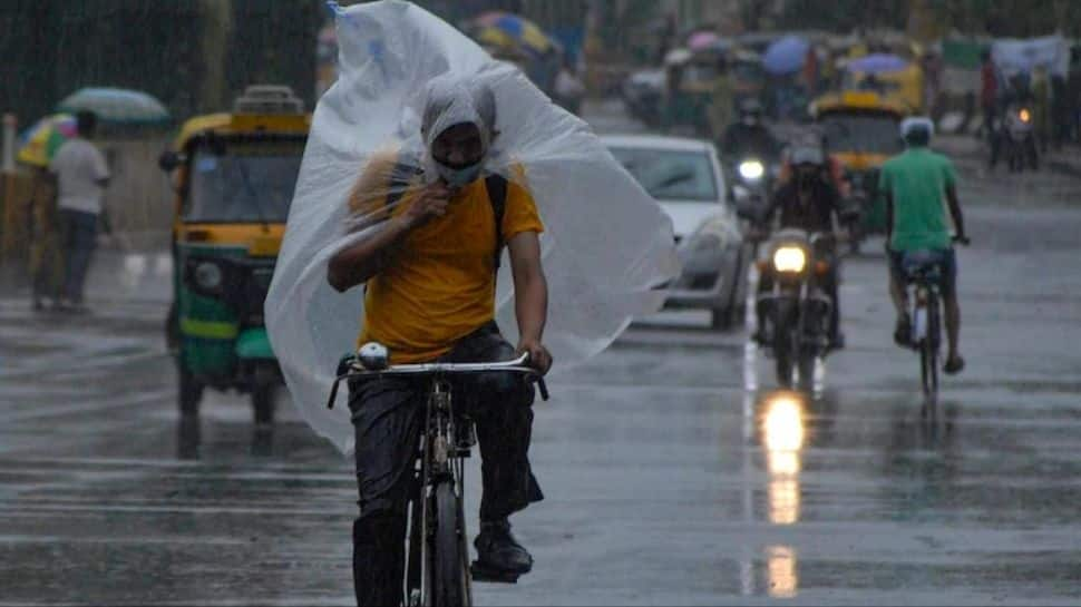 Rainfall Alert Imd Predicts Rain Activity In These States Till August 30 In Pics News Zee News 1534