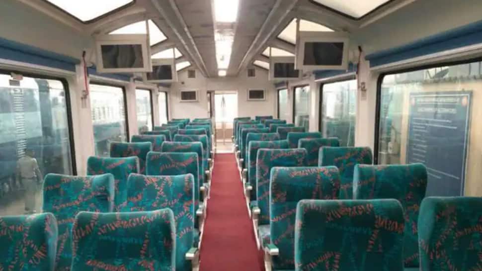 Seats of Vistadome coach 