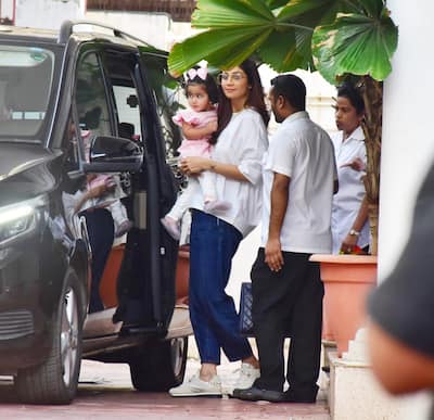 Shilpa Shetty spotted with her daughter