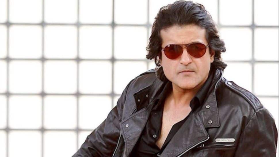 Actor Armaan Kohli taken to NCB office after drugs recovered from his residence