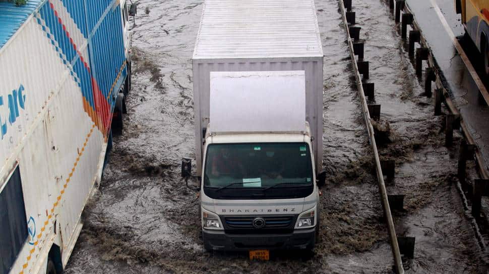 IMD predicts heavy rainfall in Delhi