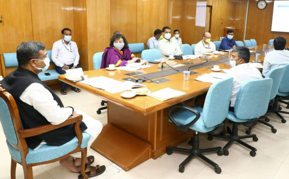 Reopening of schools: Union Education Minister Dharmendra Pradhan reviews roadmap for vaccinating staff